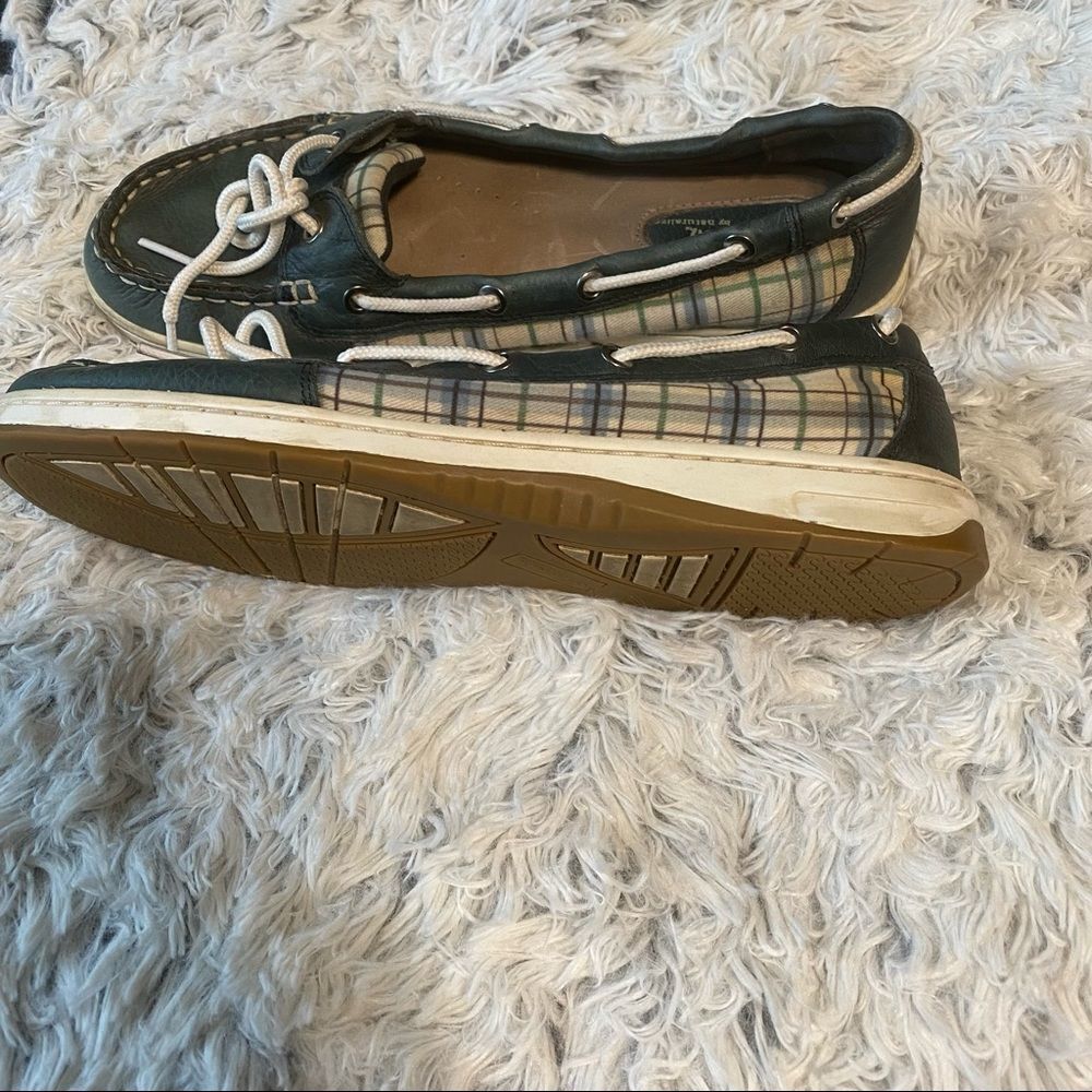 Oliver from Naturalizer Green Leather White Detail Comfy Preppy Top Siders Sz 7 - Picture 6 of 9
